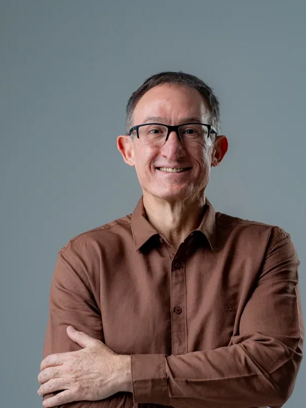 Dr. Marcelo Demian